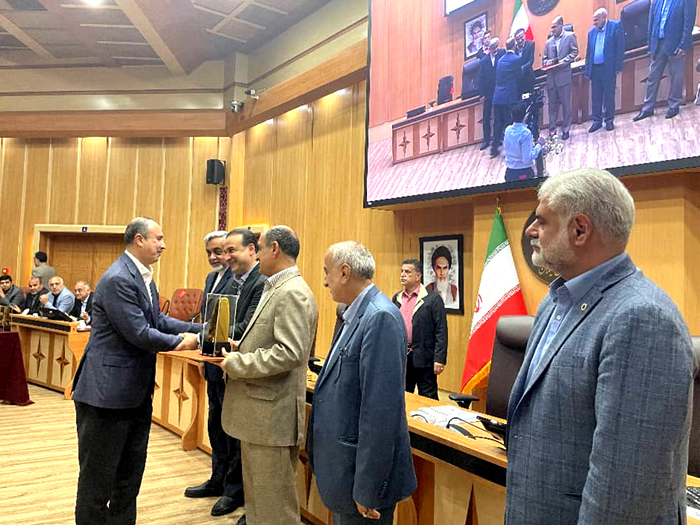 بار دیگر شرکت ستاره نادی بعنوان واحد نمونه صنعتی استان گیلان معرفی گردید.